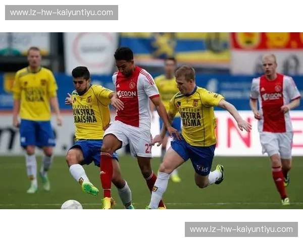 狂热之城的绿黄风暴：为什么“vs坎布尔”总是足球世界的超级变数？